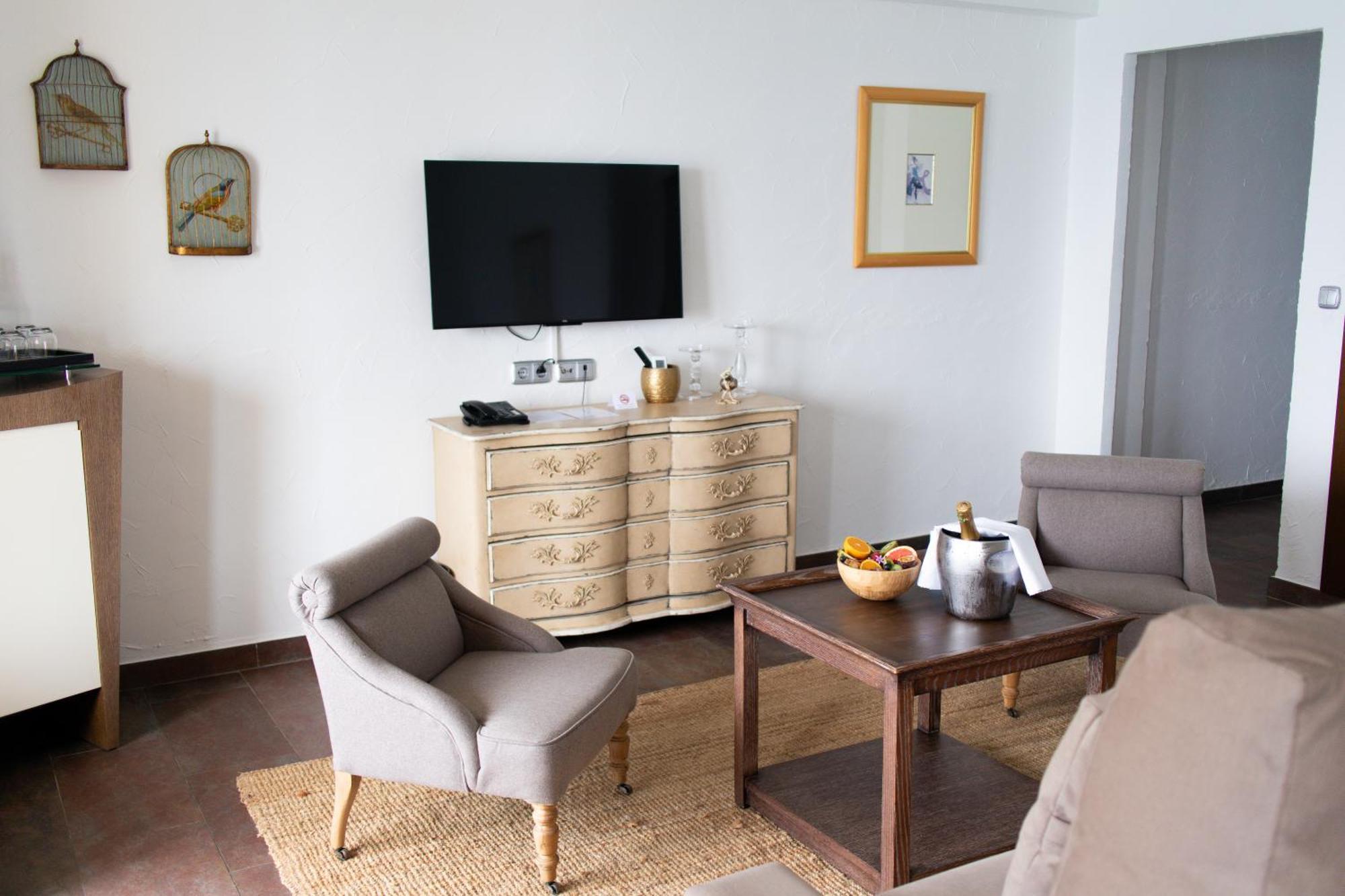 Surplage Cavaliere 3* Le Lavandou