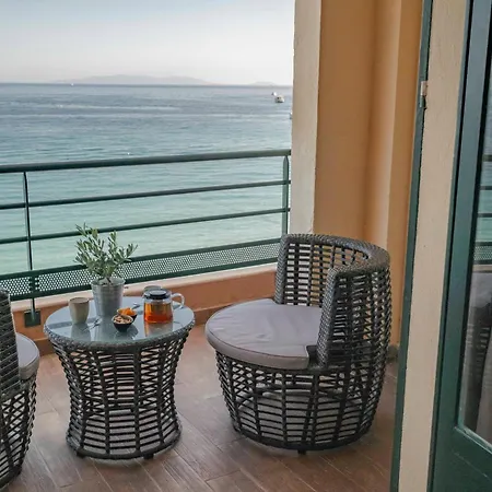 Surplage Hotel Cavaliere Le Lavandou Exterior foto