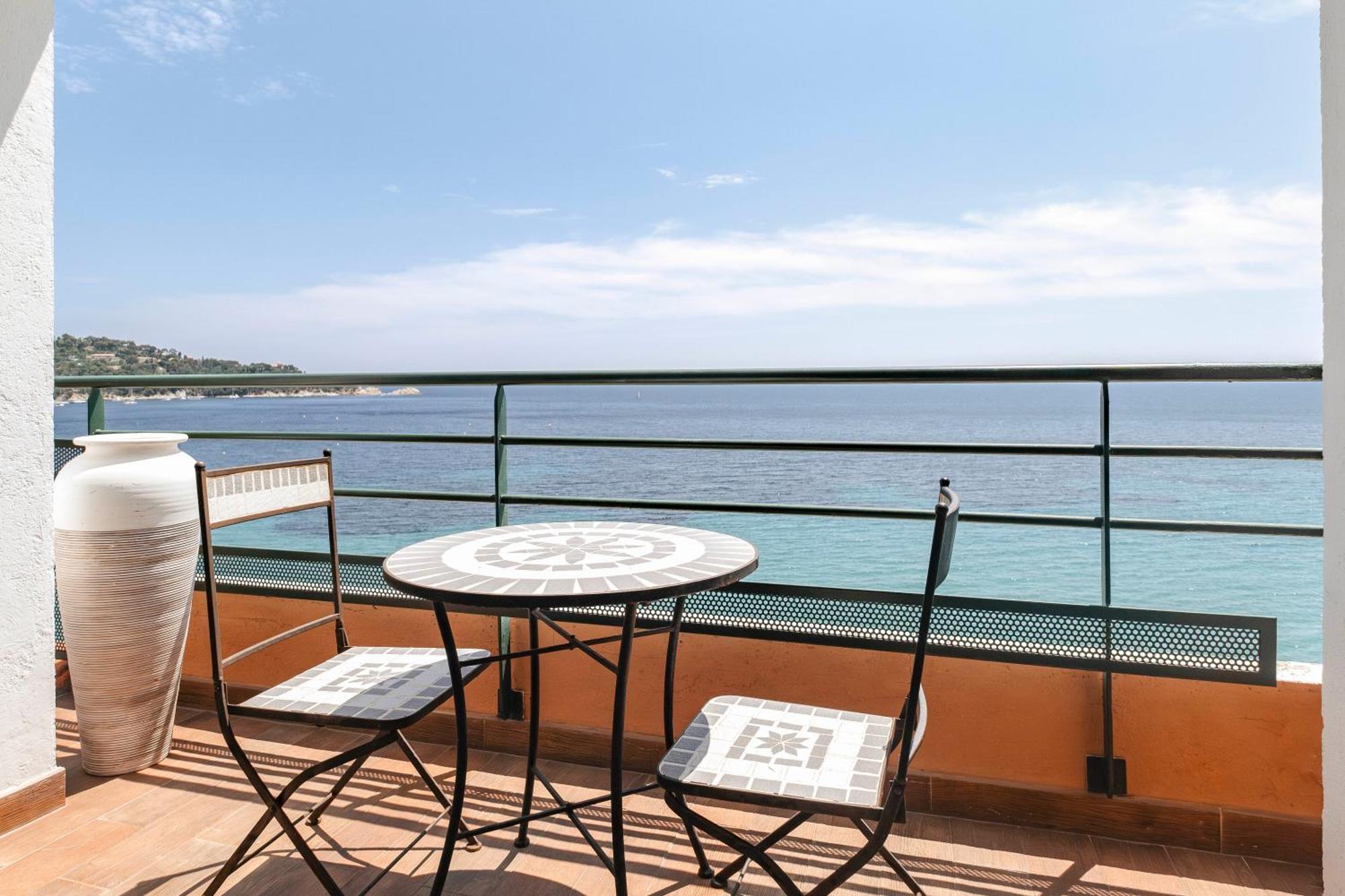 Hotel Surplage Cavaliere Le Lavandou