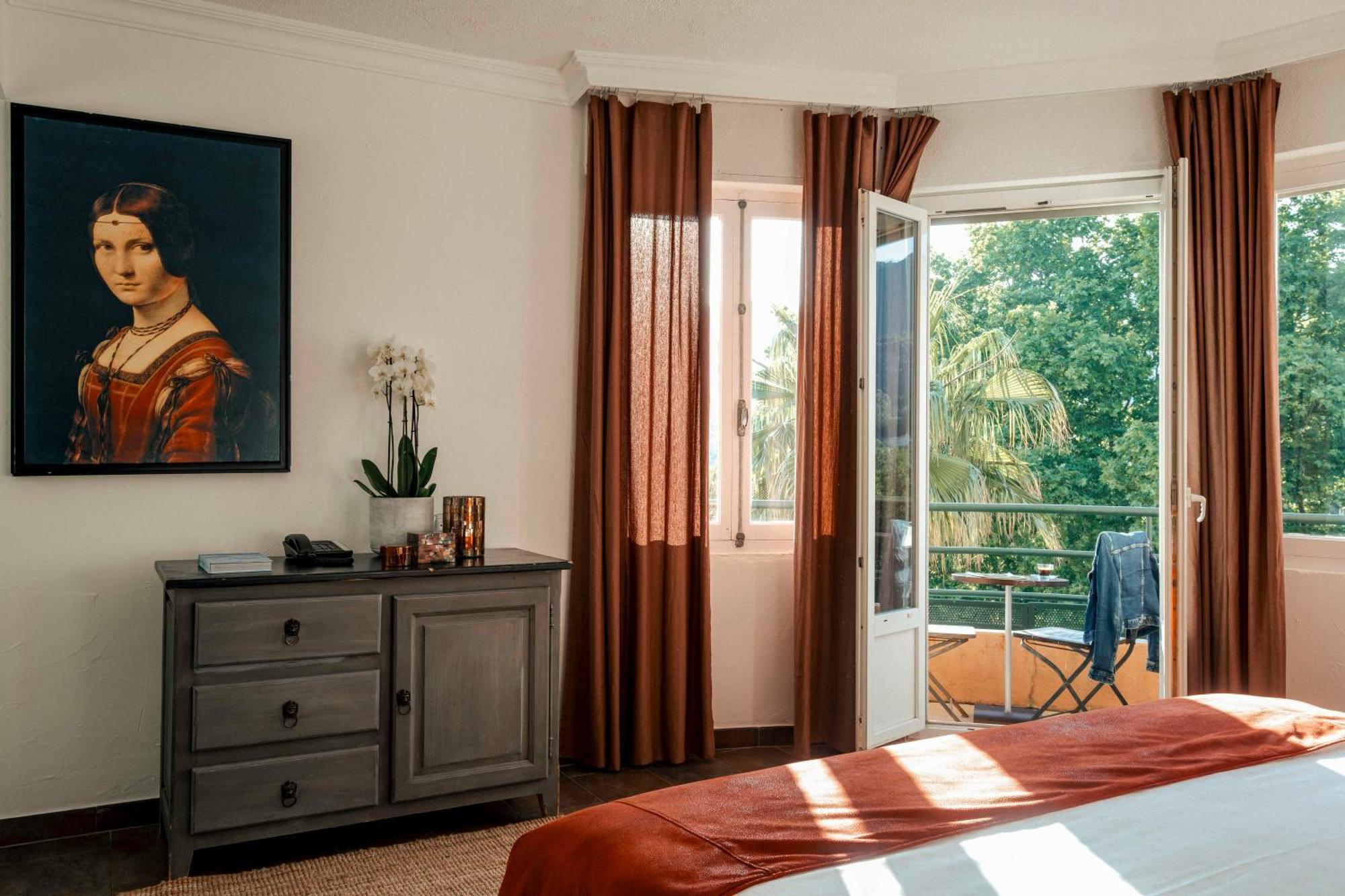 Surplage Cavaliere 3*